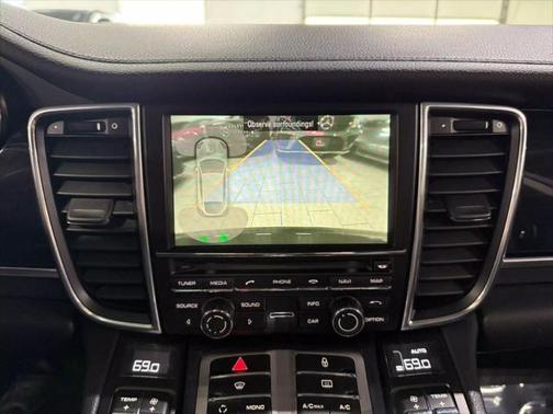 2012 Porsche Panamera 4