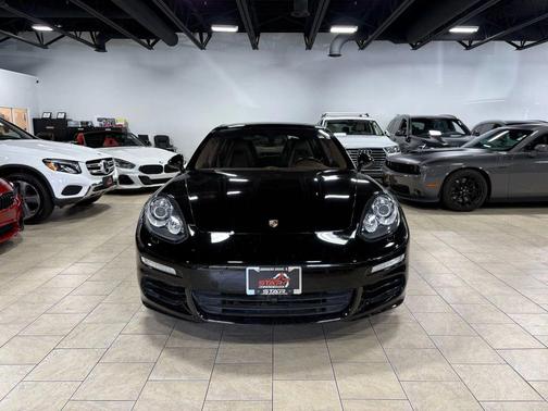 2015 Porsche Panamera 4S Executive