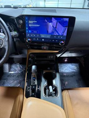 2022 Lexus NX 350h Luxury