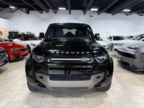 Santorini Black Metallic 2022 Land Rover Defender 110 X-Dynamic HSE