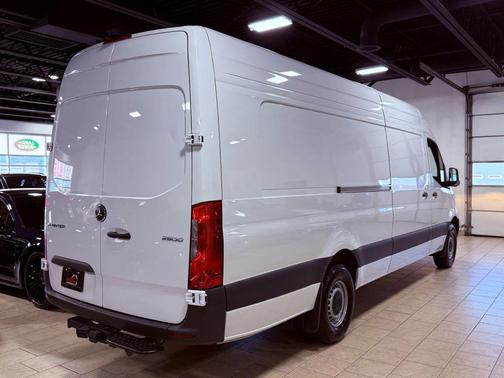 2025 Mercedes-Benz Sprinter 2500 High Roof