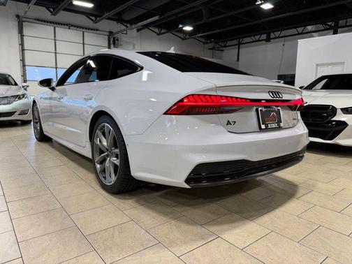 Glacier White Metallic 2021 Audi A7 55 Premium Plus