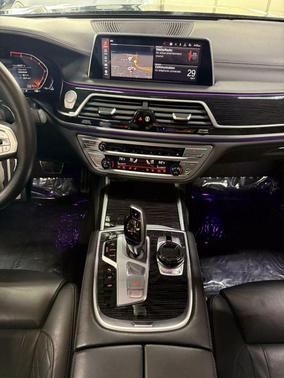 2020 BMW 750 i xDrive