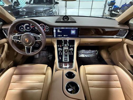 2018 Porsche Panamera 4S
