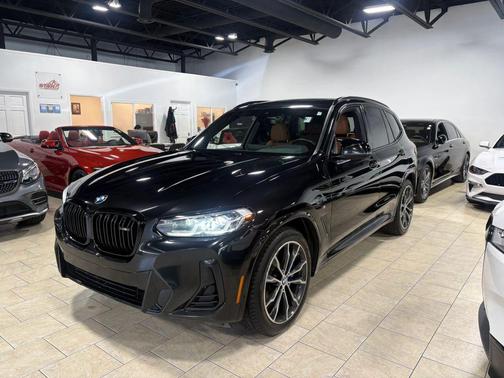 Black 2022 BMW X3 M40i