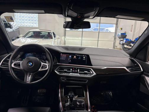 Alpine White 2021 BMW X5 xDrive40i