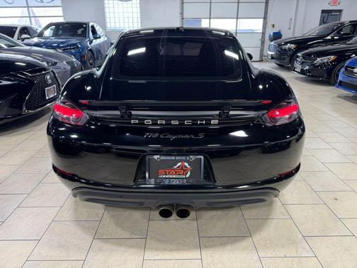 Black 2018 Porsche 718 Cayman S