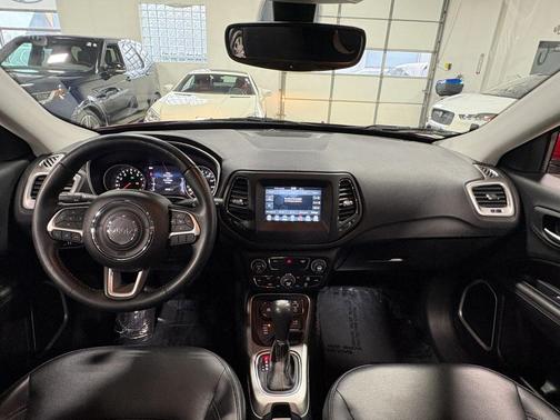 Redline Pearlcoat 2018 Jeep Compass Latitude