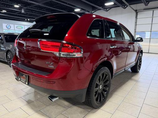 Ruby Red Metallic Tinted Clearcoat 2013 Lincoln MKX Base
