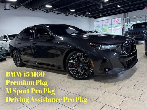 Gray 2024 BMW i5 M60