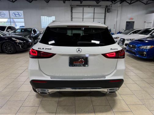 White 2021 Mercedes-Benz GLA 250 Base 4MATIC
