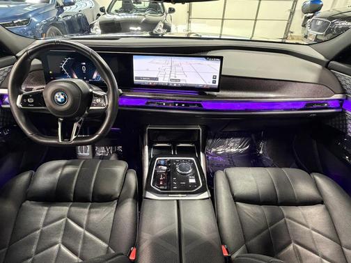 Black 2024 BMW i7 xDrive60