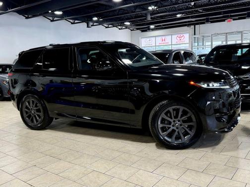2024 Land Rover Range Rover Sport SE