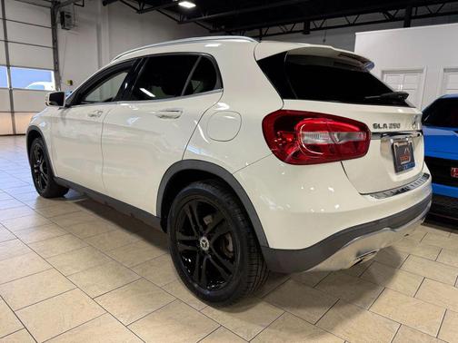 2018 Mercedes-Benz GLA 250 4MATIC