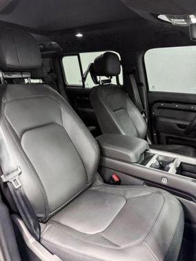 2025 Land Rover Defender P525 V8
