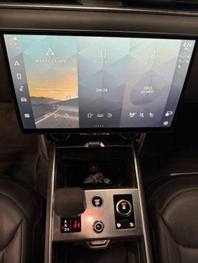 2023 Land Rover Range Rover P400 SE