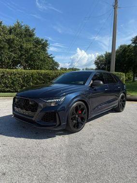 2024 Audi RS Q8 4.0T quattro