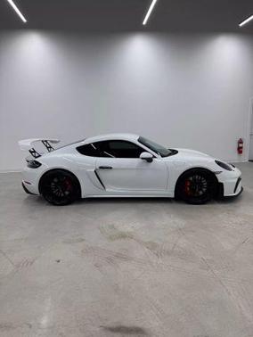 2020 Porsche 718 Cayman GT4