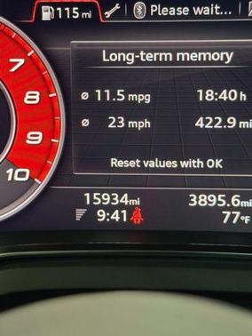 Dynamite Red 2017 Audi R8 5.2 quattro Plus