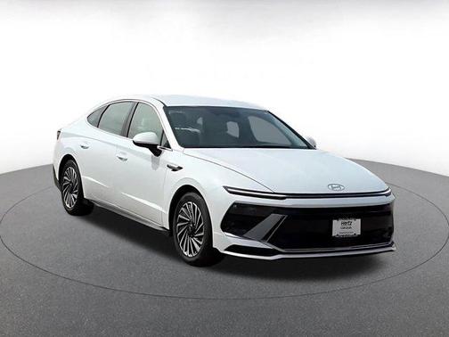 2025 Hyundai SONATA Hybrid SE