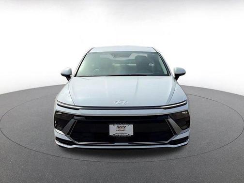 2025 Hyundai SONATA Hybrid SE