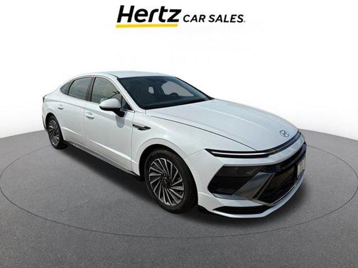 2025 Hyundai SONATA Hybrid SE