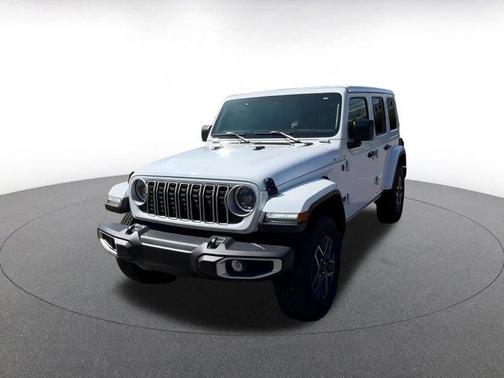 2025 Jeep Wrangler 4-Door Sahara 4x4