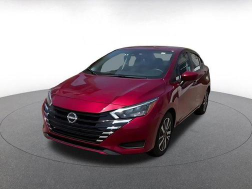 Scarlet Ember Tintcoat 2025 Nissan Versa 1.6 SV