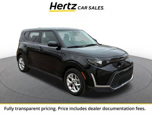 Fusion Black 2025 Kia Soul LX