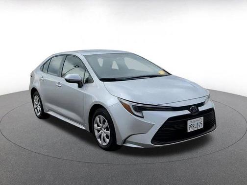 2025 Toyota Corolla Hybrid LE