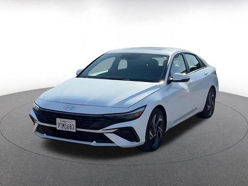 2025 Hyundai ELANTRA HEV Limited