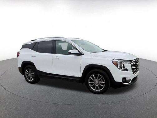 Summit White 2024 GMC Terrain SLT