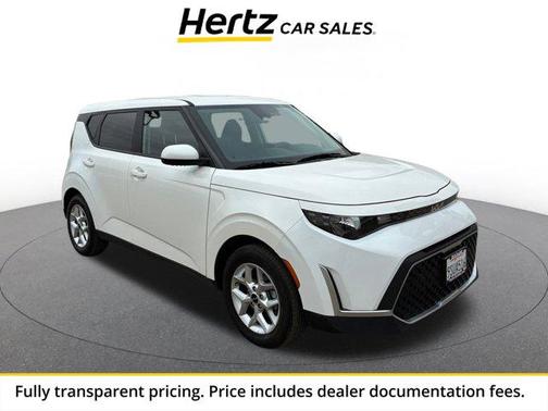 Snow White Pearl 2025 Kia Soul LX