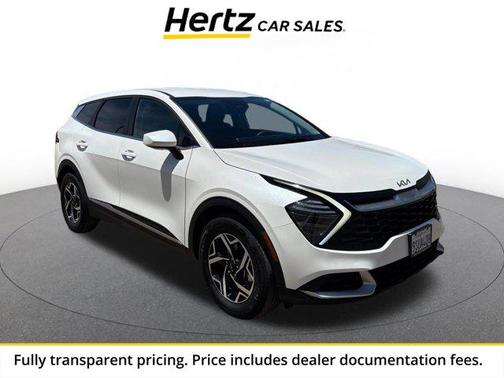 Snow White Pearl 2025 Kia Sportage LX