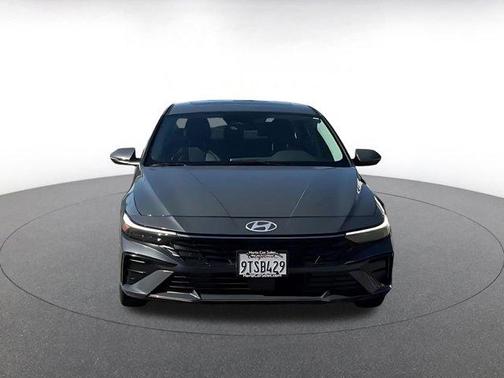 2025 Hyundai ELANTRA HEV Limited