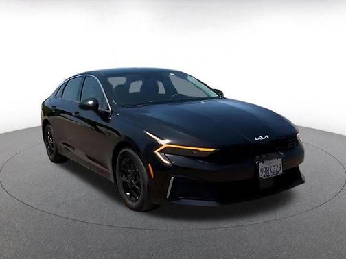 Aurora Black Pearl 2025 Kia K5 LXS