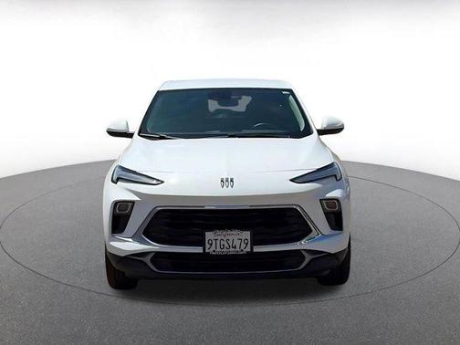 Summit White 2025 Buick Encore GX Preferred