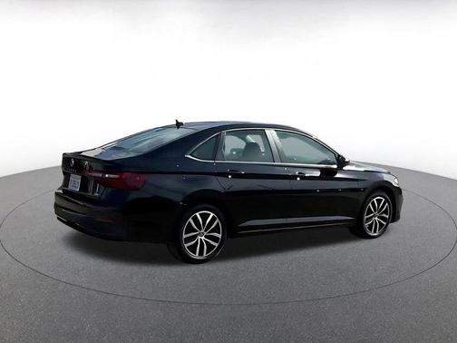 Deep Black Pearl 2025 Volkswagen Jetta 1.5T SE