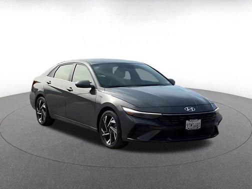 2025 Hyundai ELANTRA HEV Limited