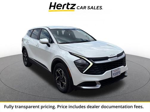 Snow White Pearl 2025 Kia Sportage LX