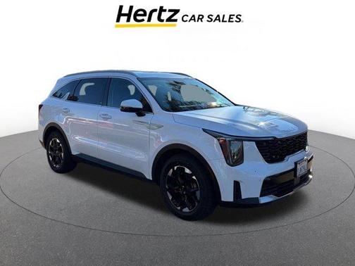 Glacial White Pearl 2024 Kia Sorento S