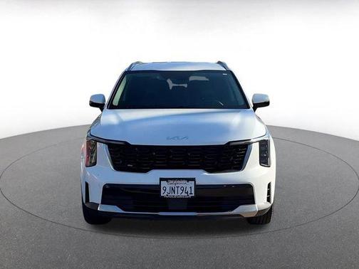 Glacial White Pearl 2024 Kia Sorento S