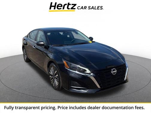 Super Black 2025 Nissan Altima SV FWD
