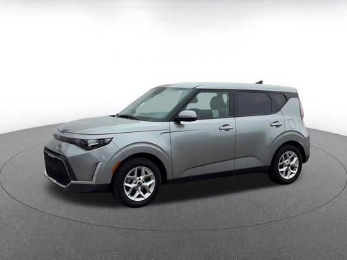 Steel Gray 2025 Kia Soul LX