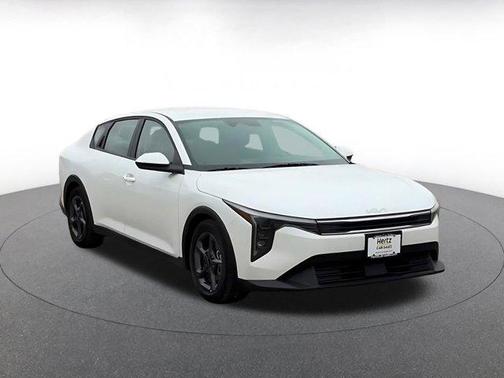 Snow White Pearl 2025 Kia K4 LXS
