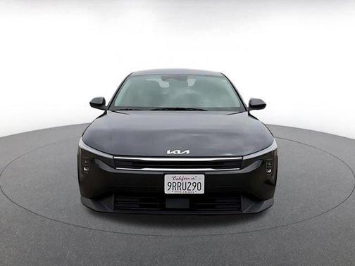 Interstellar Gray 2025 Kia K4 LXS