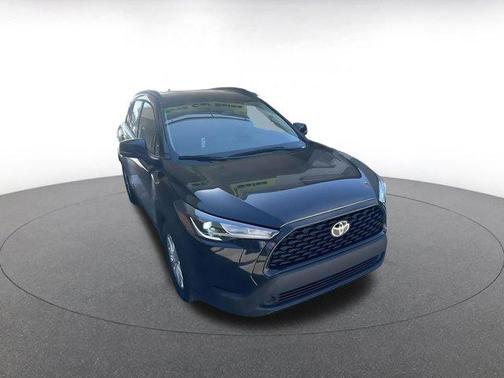 Jet Black 2025 Toyota Corolla Cross LE