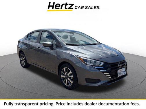 Gun Metallic 2025 Nissan Versa 1.6 SV