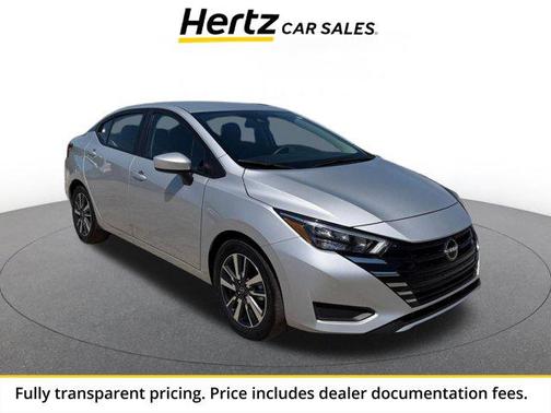 Brilliant Silver Metallic 2025 Nissan Versa 1.6 SV