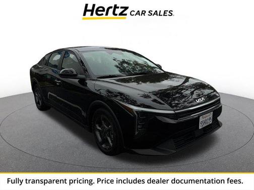Aurora Black Pearl 2025 Kia K4 LXS